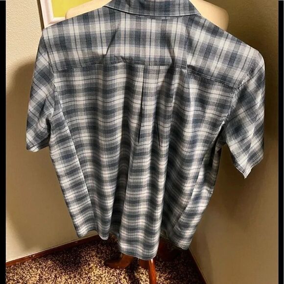 NEW Eddie Bauer Men’s Plaid Short Sleeve Button Down Shirt Size Small #MS1 - Picture 3 of 4
